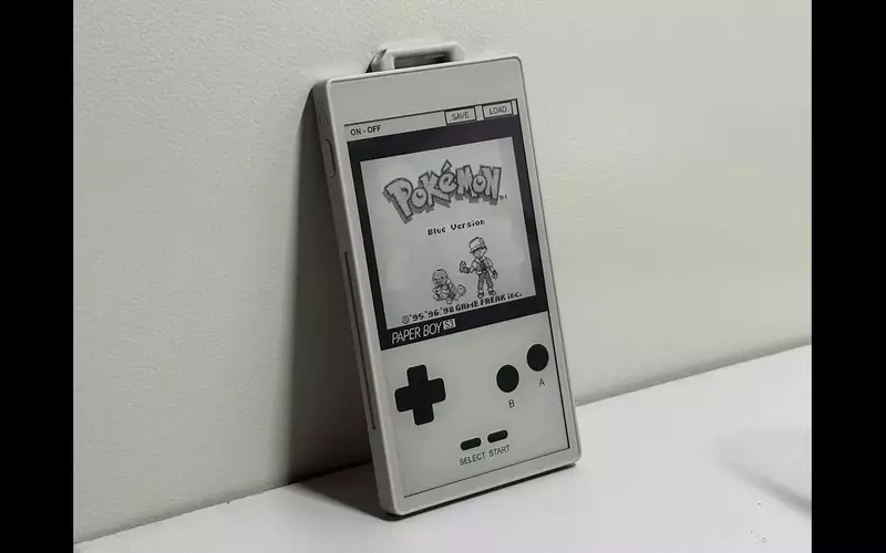 E-Ink Game Boy Emulator with Impressive Refresh Rate Demonstrated by Hardware Creator