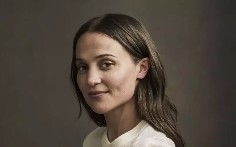Alicia Vikander Joins Aaron Taylor-Johnson in Netflix's 'Enigma Variations' Series