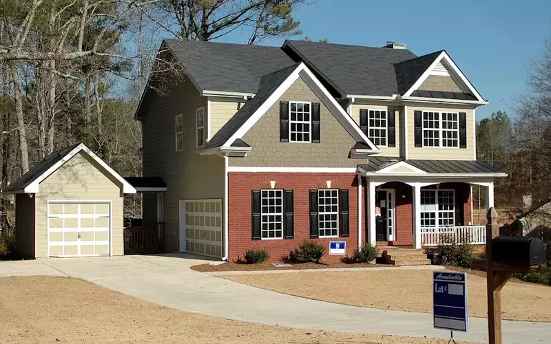 BMO Capital Upgrades American Homes (AMH) to Outperform