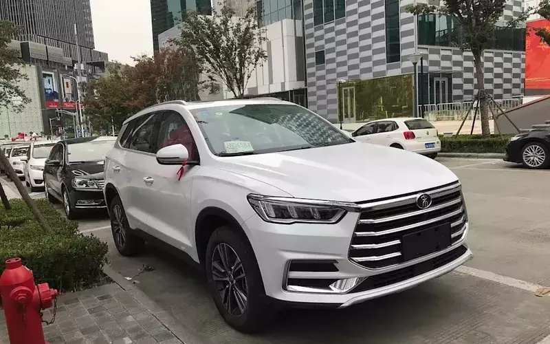 Volkswagen's Major Workforce Reduction Amidst EV Market Shifts