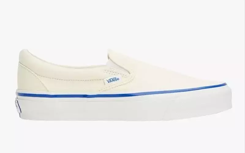 The Ultimate Guide to Men's Slip-On Shoes: Style, Comfort, and Versatility