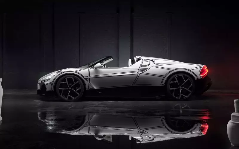 Bugatti Mistral 'Blanc Éternel': A Fusion of Hypercar Performance and Porcelain Artistry