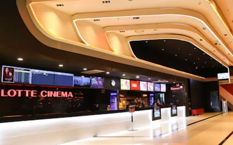 Lotte Cinema-Megabox Merger Fails Amid JoongAng Group's Financial Struggles