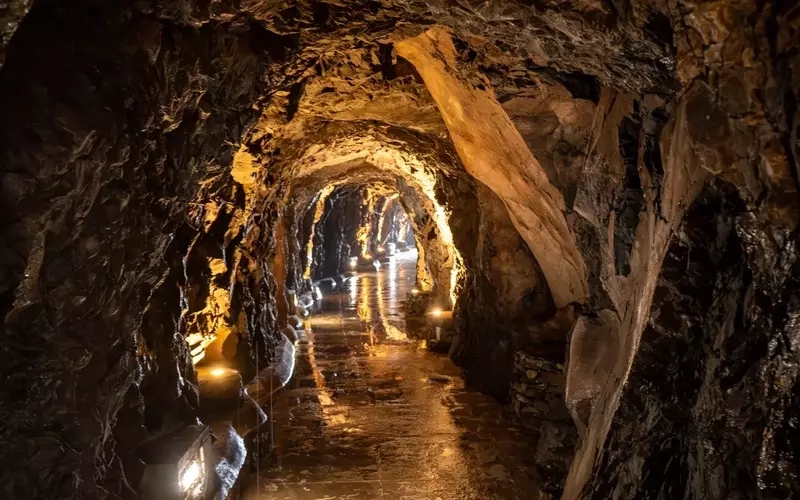 Sibanye Stillwater: A Gold and PGM Mining Powerhouse Poised for Rebound