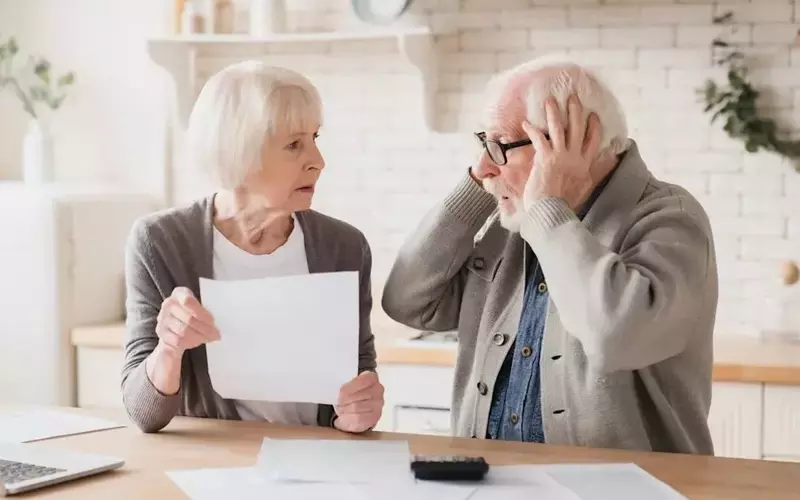 Navigating Retirement Withdrawals: The Impact of RMDs and Tax Bracket Changes