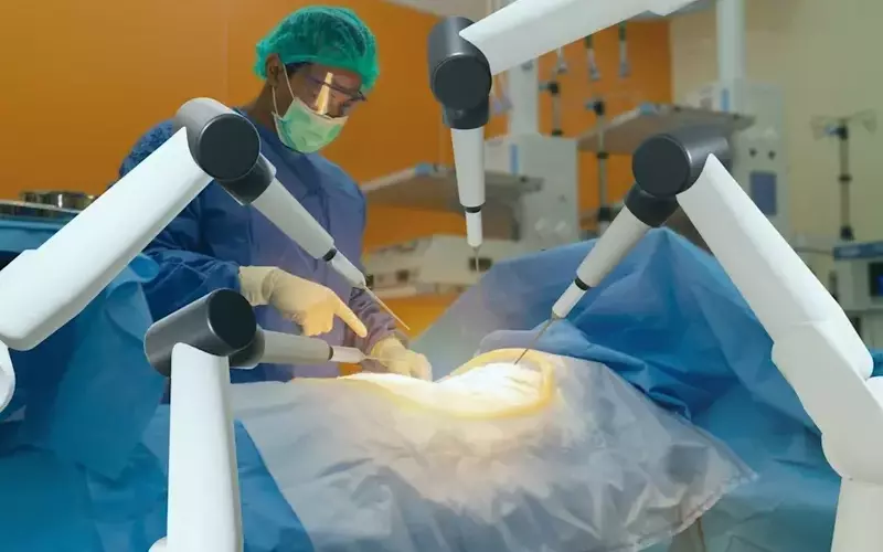 Goldman Sachs Defends Intuitive Surgical Amidst Market Concerns