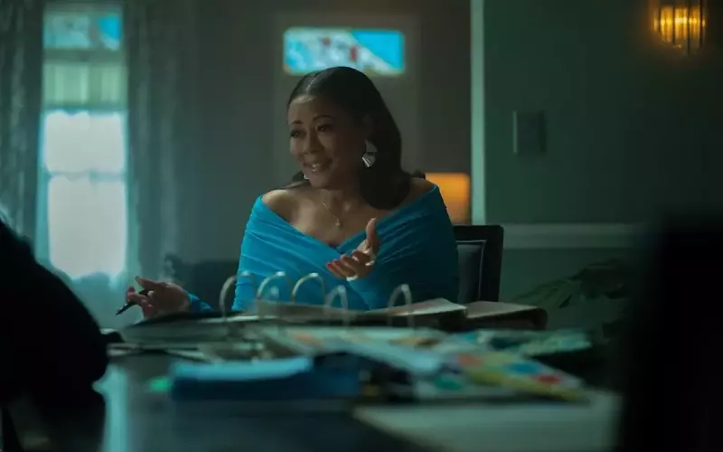 Lela Rochon Reflects on 'The Chi' Finale, Embraces Nostalgia, and Advocates for Women-Led Narratives