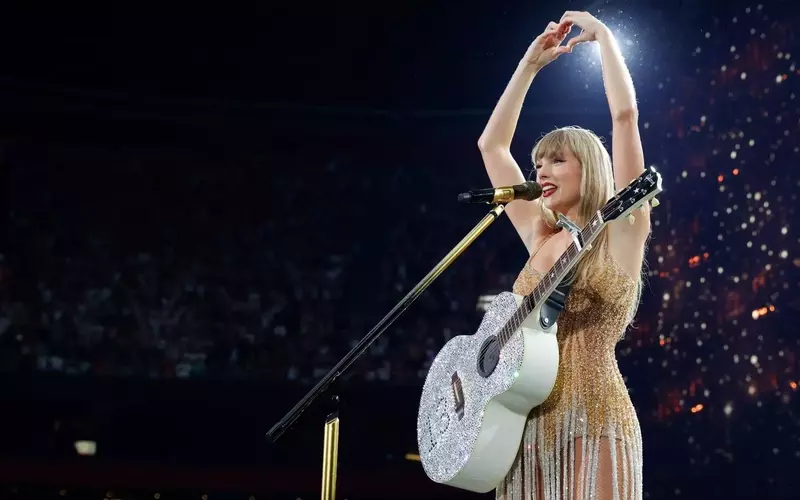 Taylor Swift's Star-Studded Wedding Performance at Madison Square Garden