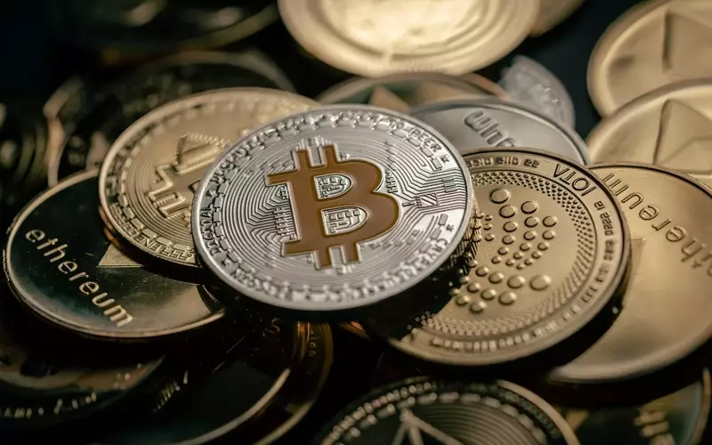 Grayscale CoinDesk Crypto 5 ETF: High Fees, Low Value in a Maturing Crypto Market