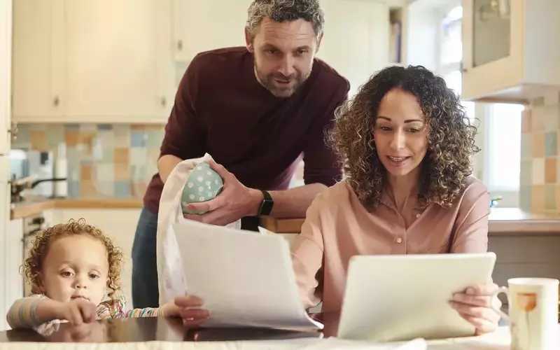 Mid-Career Retirement Savings: Trends and Strategies for Ages 35-44