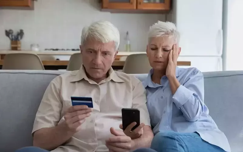 Navigating Retirement Without Savings: A Family's Financial Predicament