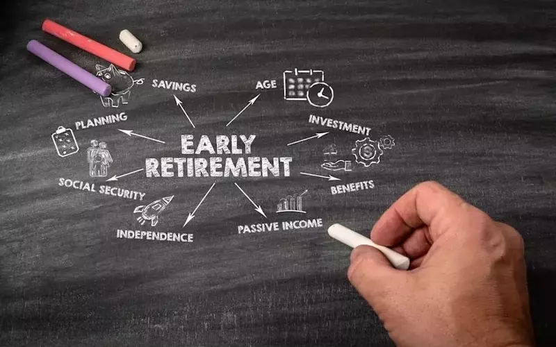 Navigating Early Retirement: A $275,000 Offer and the Dilemma of Long-Term Financial Security