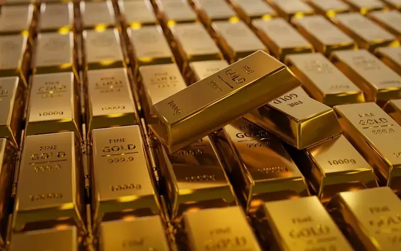 JPMorgan Modifies Gold Price Outlook Amidst Renewed Federal Reserve Concerns