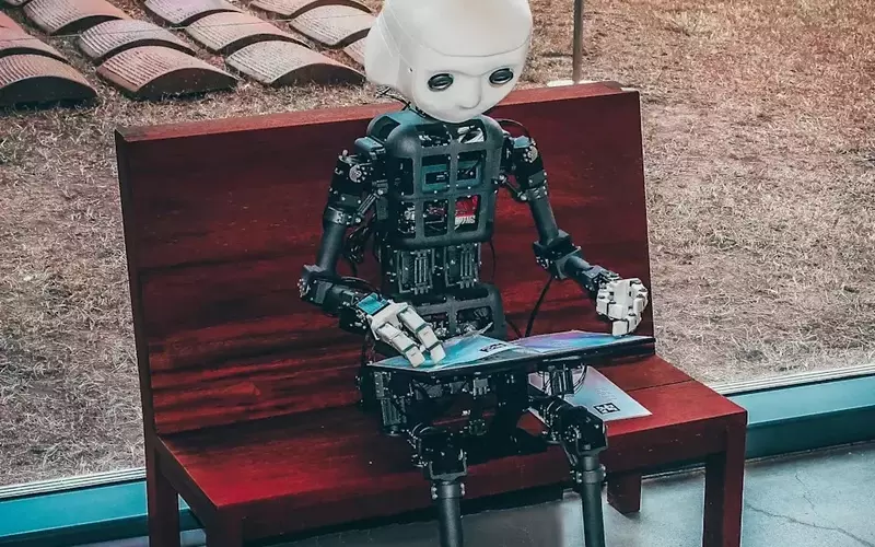 NICE Bolsters AI Reach with Sopra Steria's CXone Rollout and New AI Specialization Program