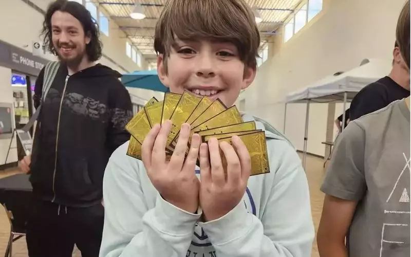 Young fan pulls incredibly rare Golden Pokémon card pack