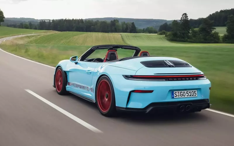 2027 Porsche 911 GT3 S/C: The Ultimate Unplugged Driving Experience