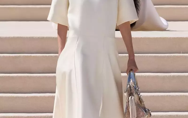 Balenciaga's Reimagined City Bags Sparkle on the Couture Runway