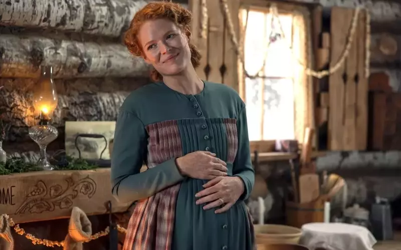 Netflix's 'Little House' Revival Navigates 'Woke' Criticism and Tradwife Culture
