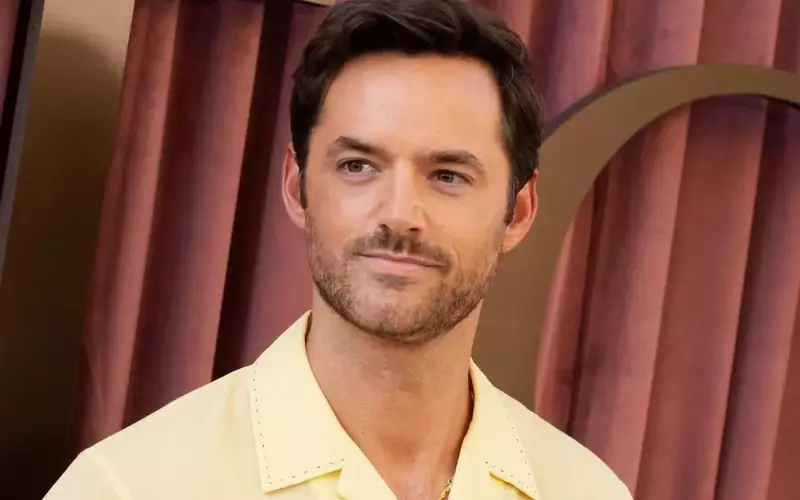 Netflix Orders Golf Drama 'Jupiter Island' from 'Love Story' Creator and A24