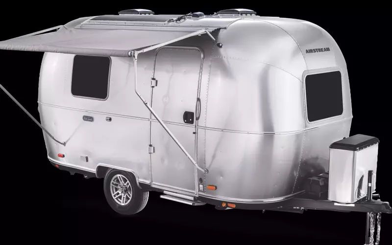 Airstream Introduces New Entry-Level World Traveler 17RB Travel Trailer
