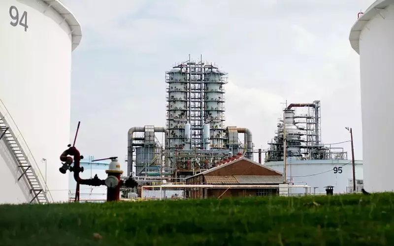 Delta's Refinery Gamble Pays Off Amid Soaring Fuel Costs