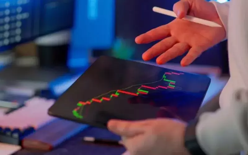 Pinnacle Financial Partners Inc (PNFP) Stock: A Deep Dive into Benchmark's Buy Rating and Future Prospects