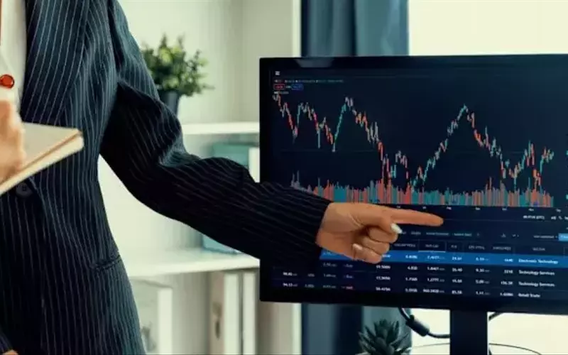 Meta's AI Strategy Boosts Stock, Attracts Investor Confidence
