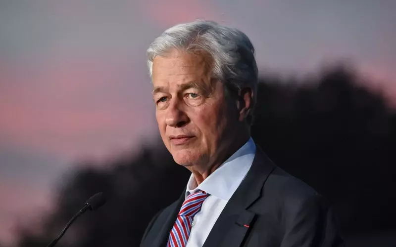 JPMorgan CEO Jamie Dimon's Cautious Outlook Amid Economic Uncertainties