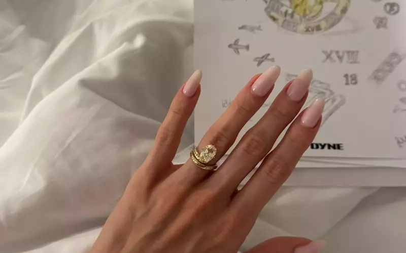 The Rise of Champagne Diamonds: A Unique Choice for Engagement Rings