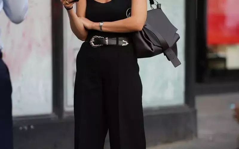Summer Style Solutions: How to Dress Fashionably in the Heat