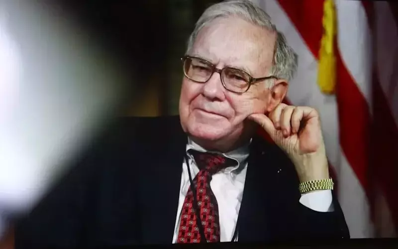 Buffett Claims Ownership of Berkshire's Alphabet Investment