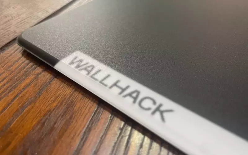 Wallhack Teases Gaming Mouse with Hot-Swappable Batteries