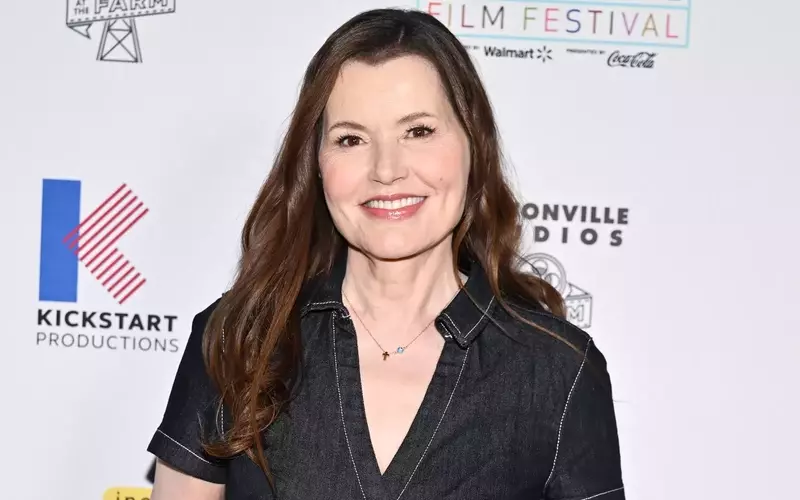Geena Davis Recalls Being Deemed 'Not Attractive Enough' for Lead Role in 'Fletch'