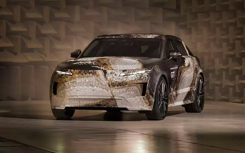 Unveiling the 2028 Land Rover Range Rover GT: A Vision of Electric Luxury